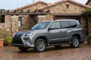  It Lexus GX 460 has one engine – a 4.6-liter, V8 that delivers 301 horsepower and 329 pound-feet of torque. 
