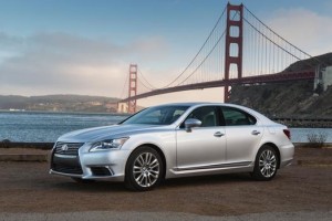 When you get behind the wheel of the Lexus LS 460, there’s no second guessing that this is indeed a luxury sedan. It looks the part as well, very regal and refined. But it’s the magnificent handling that that makes any driver or passenger feel truly indulged.