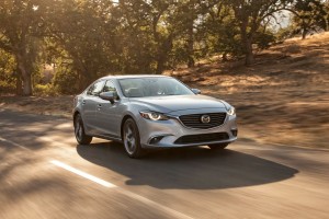 The exterior of the Mazda6 features a curvaceous look with a long hood, wraparound taillights, a bolder front end, and a chrome strip running the width of the car. It’s a well done look that gives the Mazda6 a pleasant curb appeal.