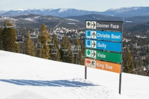 The scenic Tahoe Donner Downhill Ski Area is only 10 minutes from downtown Truckee and 25 minutes from North Lake Tahoe. 