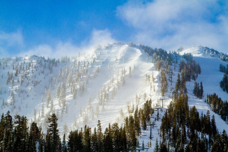 mount rose ski pass