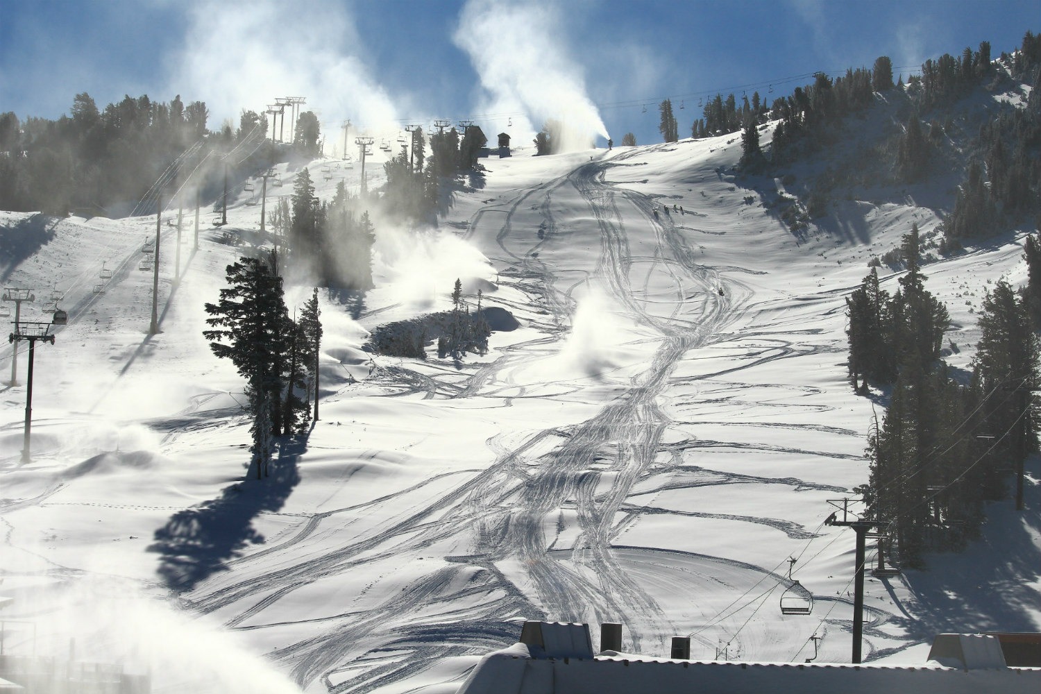 Mammoth Mountain Gets 10 Feet Of Snow