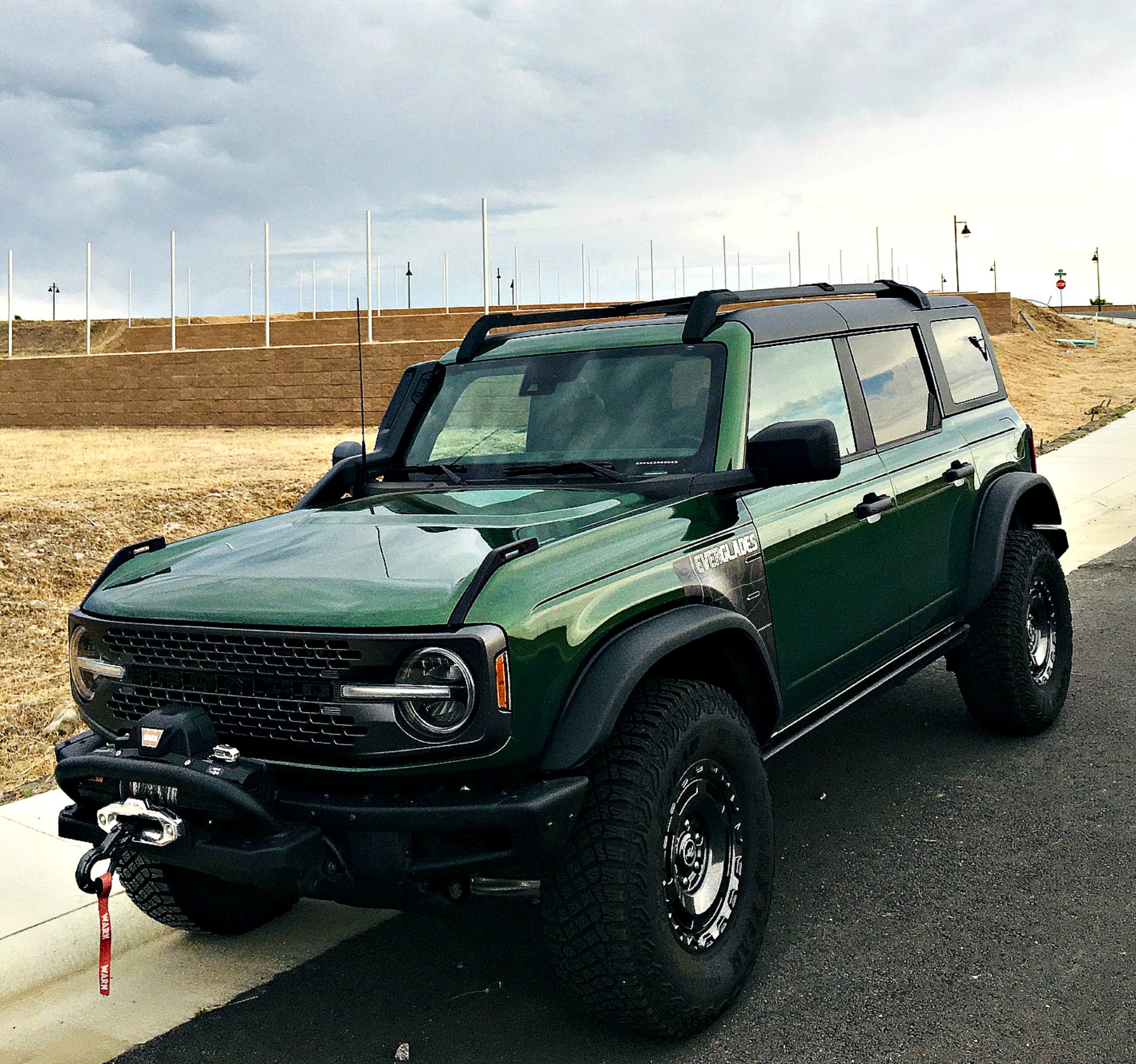 Bronco Everglades water adventurer